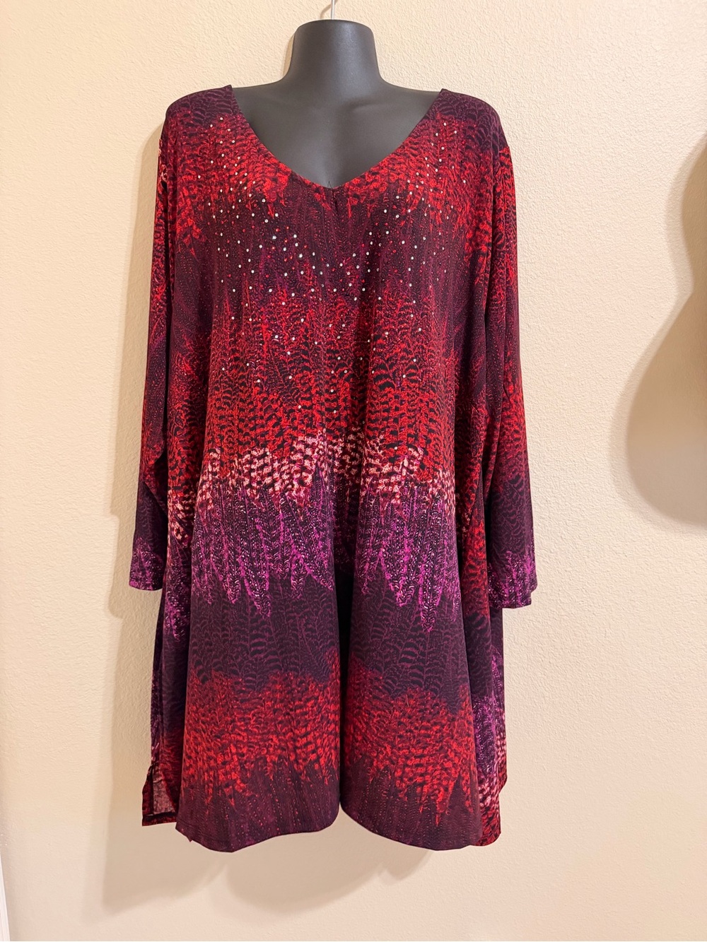 Avenue Red to Purple Ombre V-Neck Tunic with Sparkle